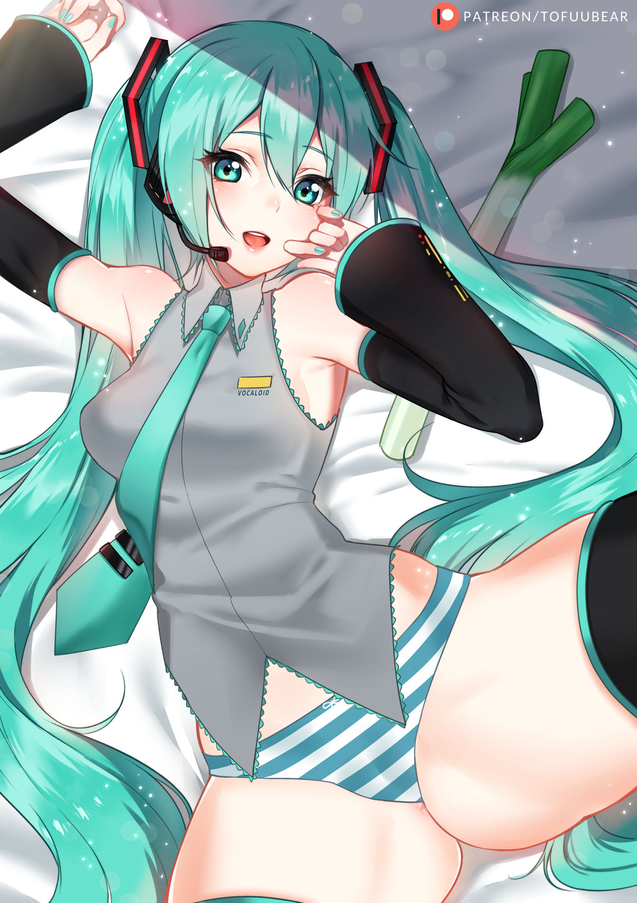 Hatsune Miku page 2 full